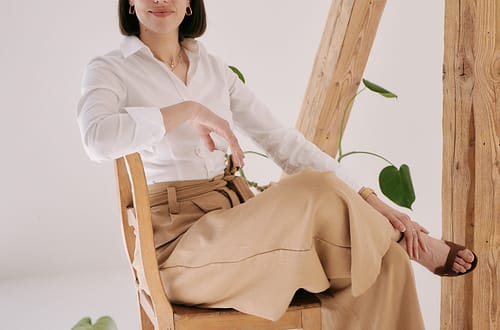 Porträt von Dr Ruth, Zellbiologin und Kosmetikexpertin auf ihrer Website